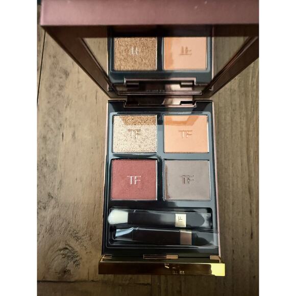 Tom Ford Eye Color Quad Leopard Sun 26 Eyeshadow Palette 9g New in Box Italy - Picture 1 of 8